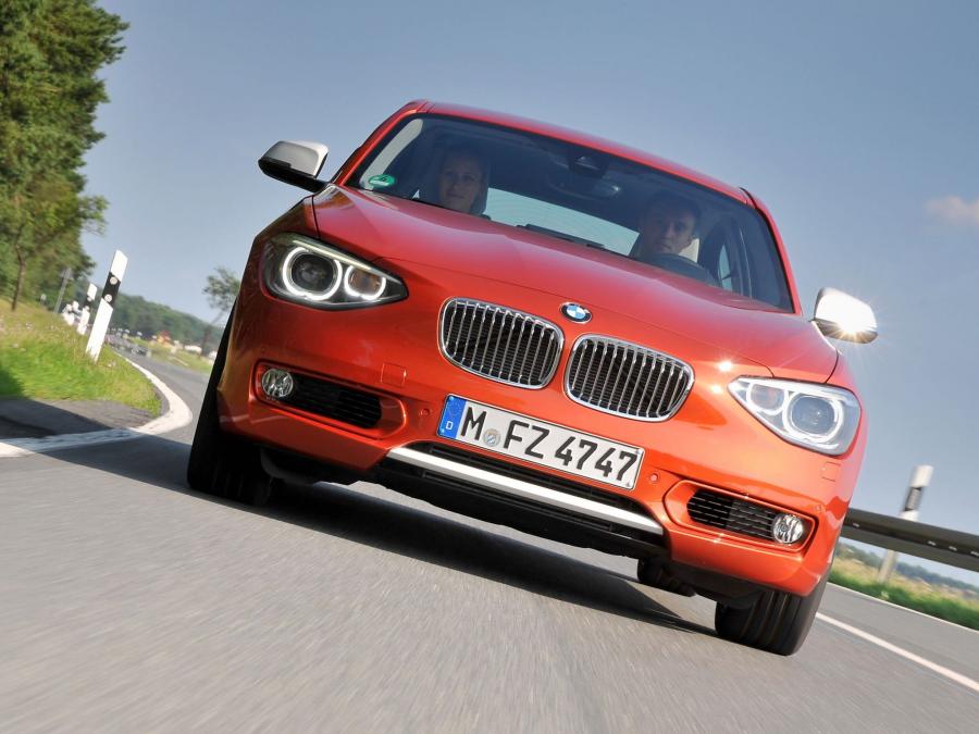  BMW 120d 5-Door Urban Line 2011 года  (фото 6 из 30)